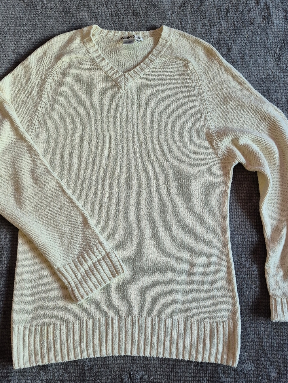 Winter Silks V-Neck Pullover Sweater Size S 100% Silk Cream Coastal Fisherman
